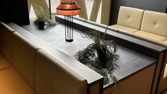 nypolstret restaurantinventar